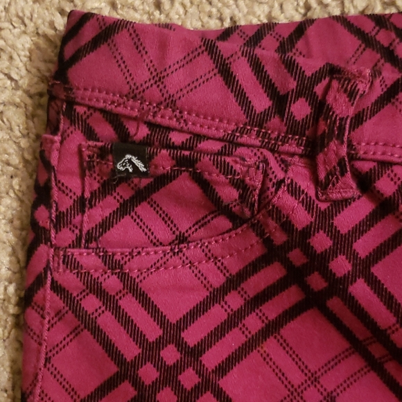 Jordache Jeggings! - Picture 2 of 4